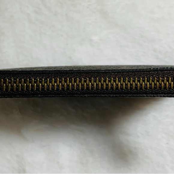 ❌❌SOLD❌❌100% Authentic Louis Vuitton Key Cles. - Picture 12 of 16